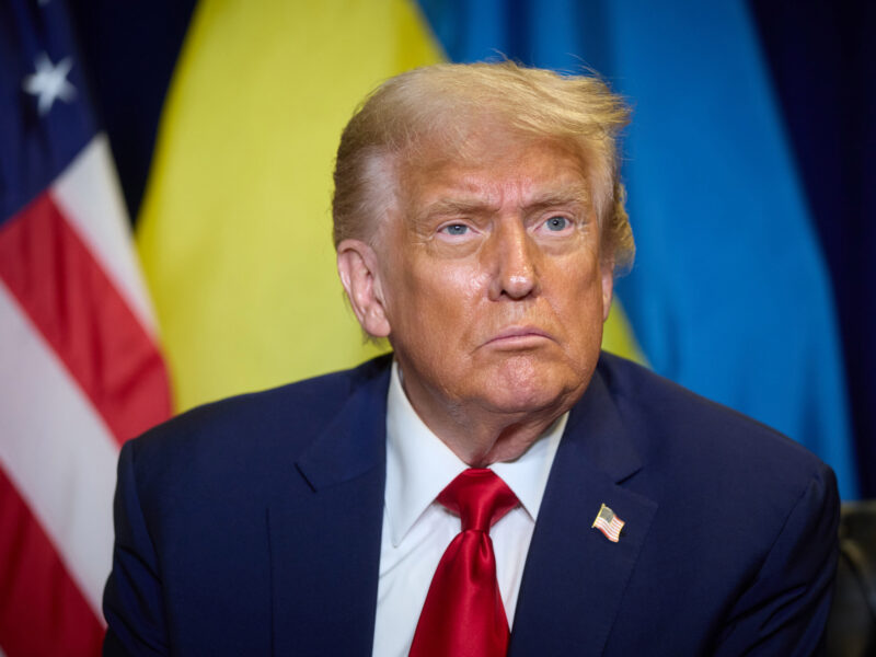 President Donald Trump meets with Ukrainian President Volodymyr Zelensky