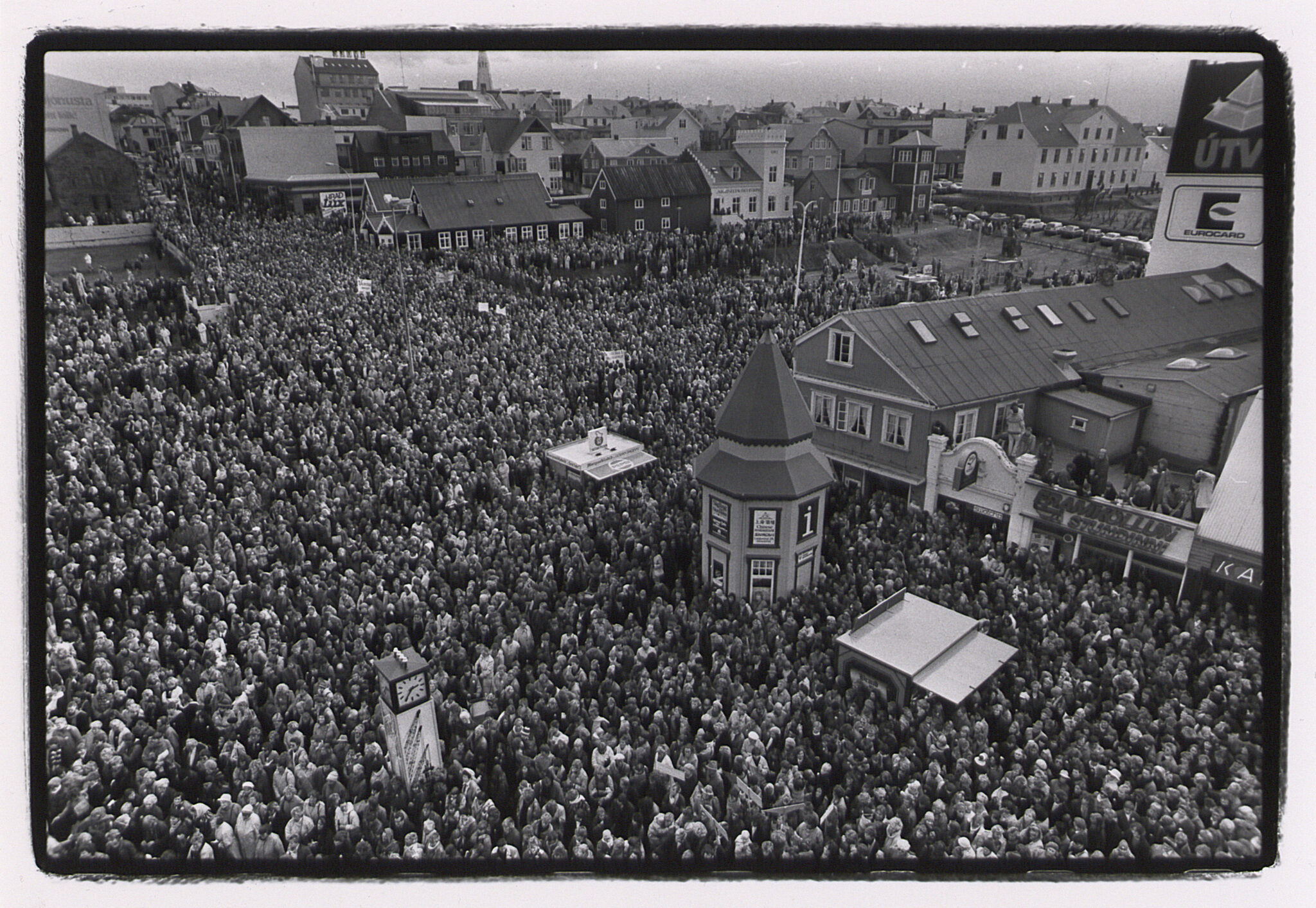 How A One-Day Women’s Strike Turned Iceland Into A Model Of Gender Equality