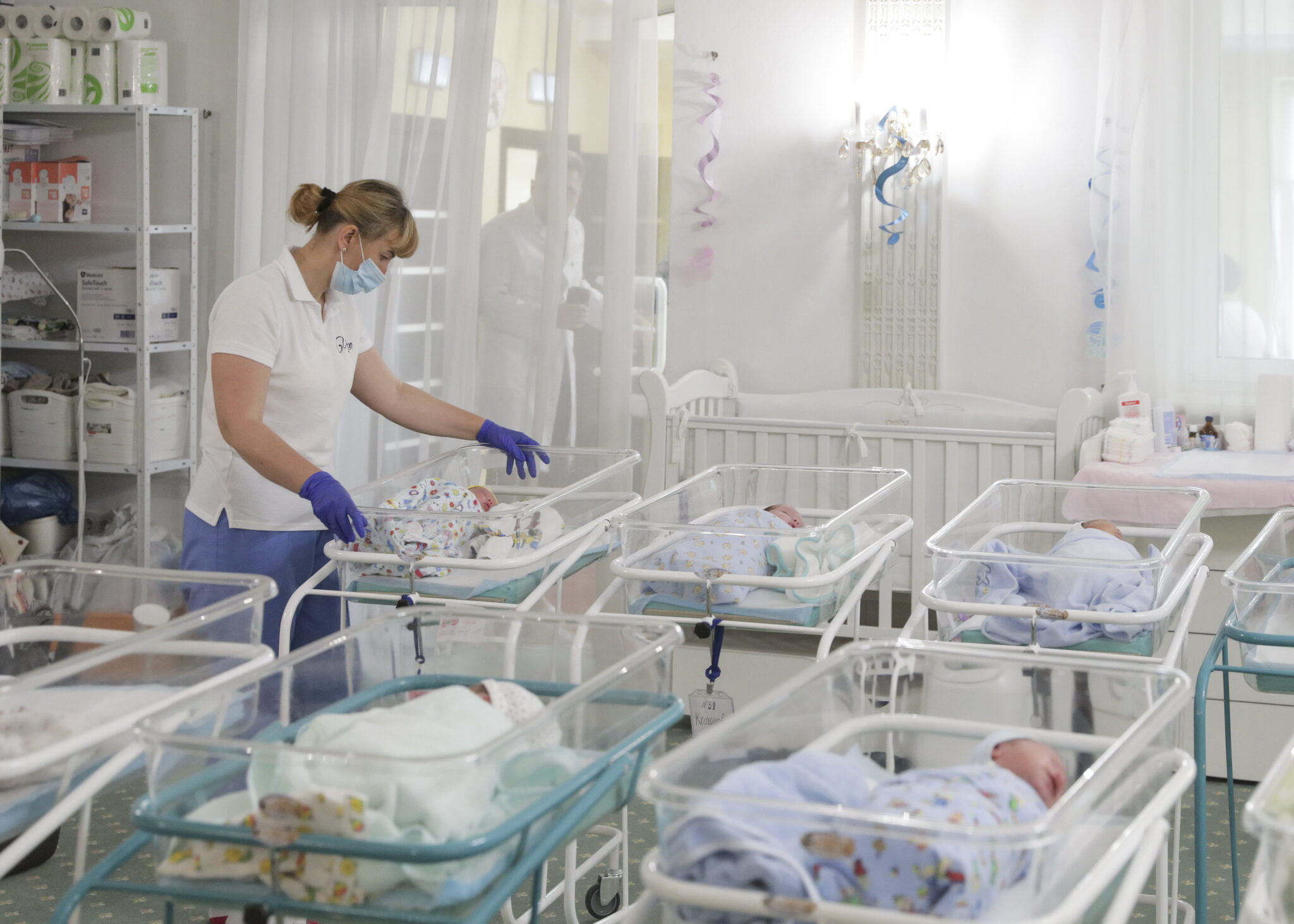 Pregnancy For Hire: Medical And Ethical Risks Of The Surrogacy Industry