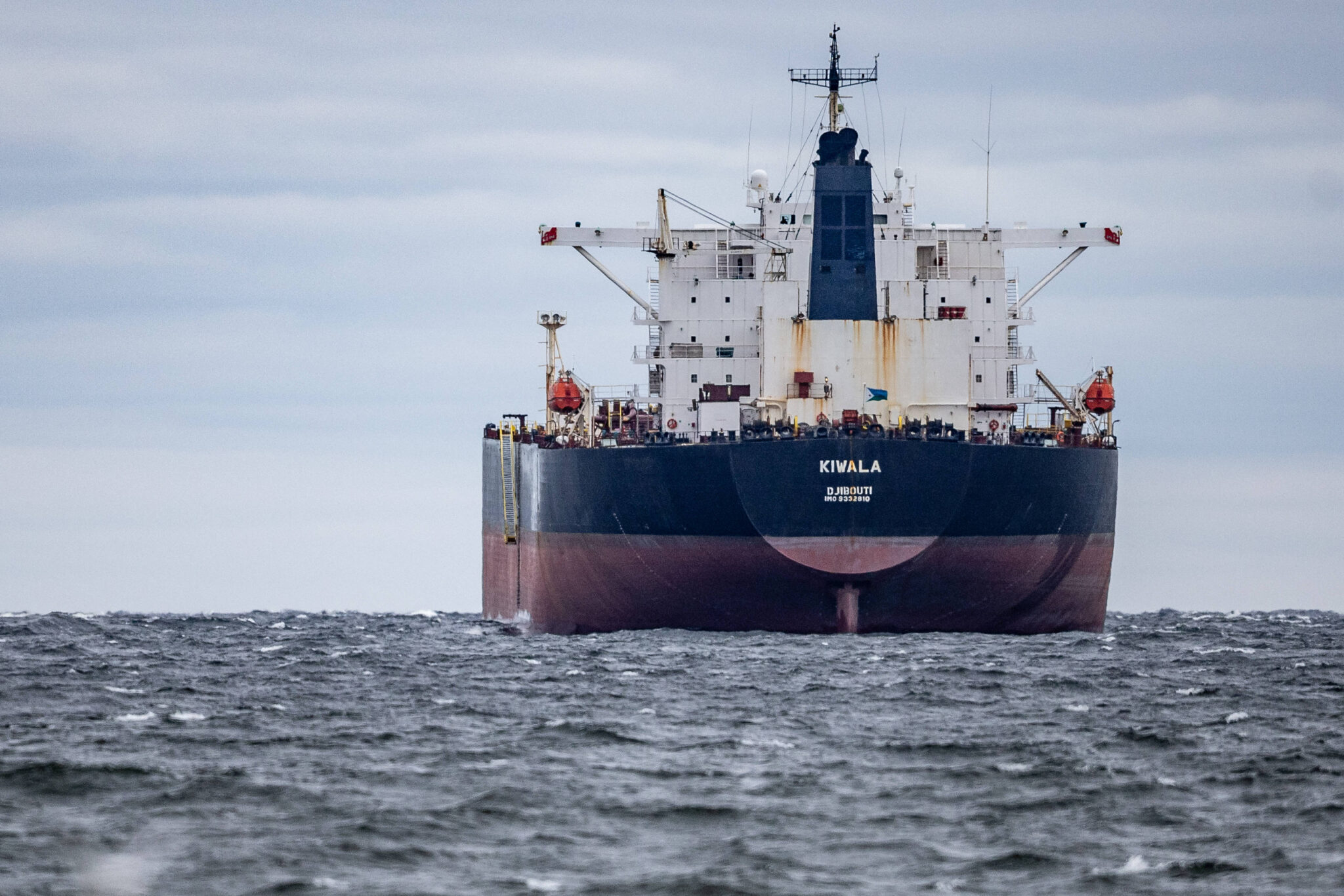 Black Sea Drones — How Ukraine Targets The “Shadow Fleet” Carrying Russian Oil