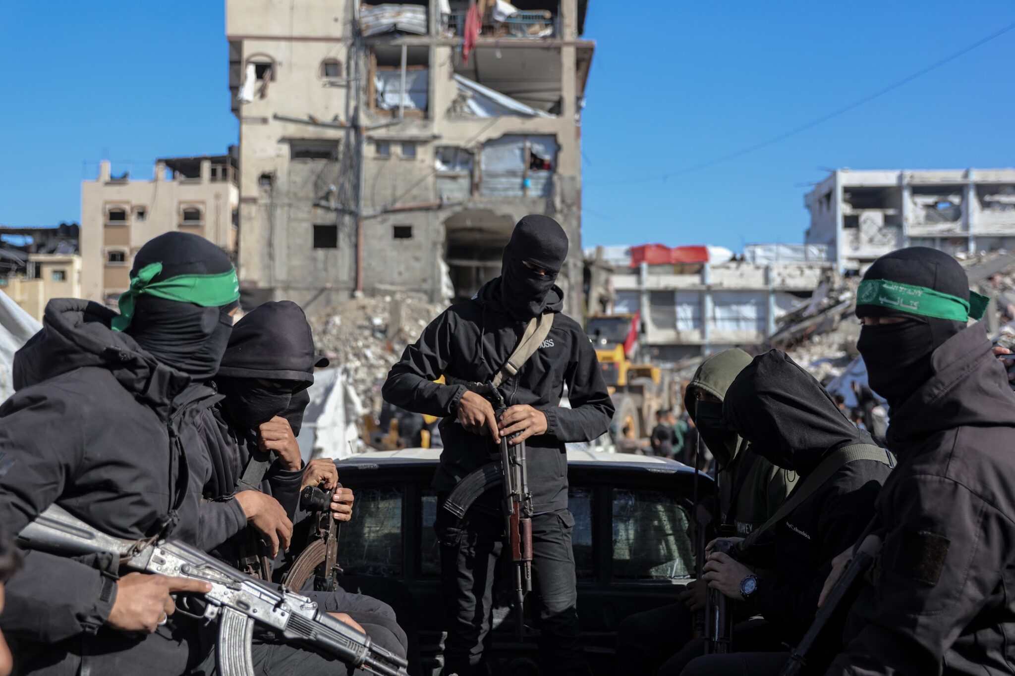 The Izz ad-Din al-Qassam Brigades, the International Committee of the Red Cross, and an Egyptian delegation are conducting search efforts to recover the bodies of Israeli prisoners near the designated ''yellow zone'". Jabalia, northern Gaza Strip on December 1, 2025